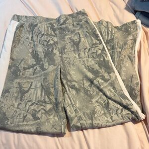 Grayson Threads Kids Camouflage Joggers - Gray and White